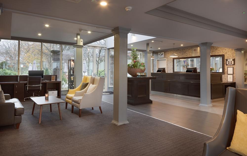 The Landmark And Leisure Club A Palette 4*