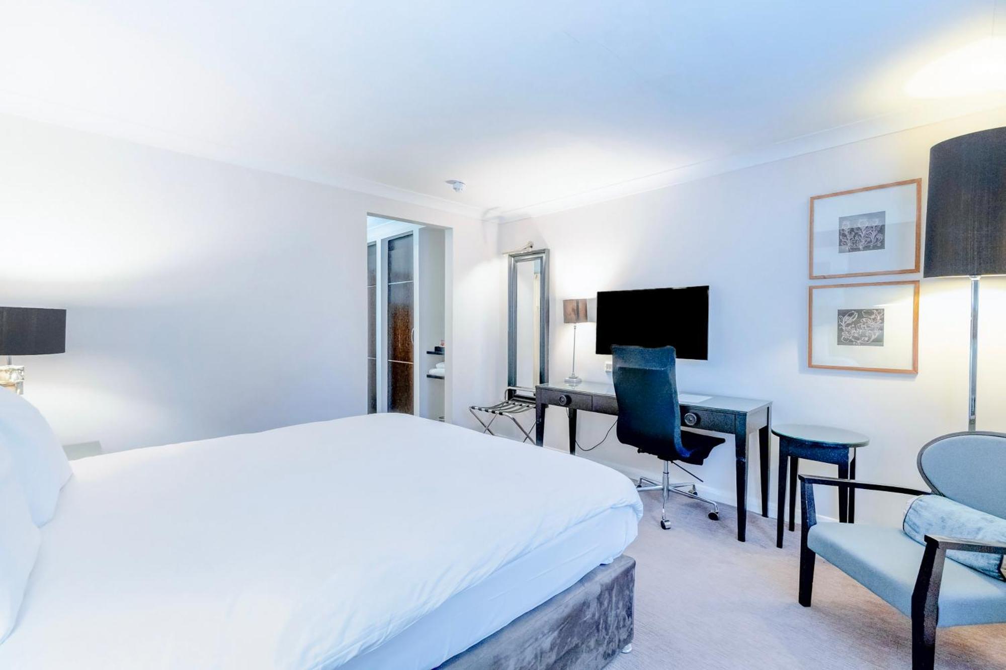 Hotel The Landmark And Leisure Club A Palette 4*